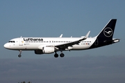 Lufthansa Airbus A320-214 (D-AIZR) at  Hamburg - Fuhlsbuettel (Helmut Schmidt), Germany
