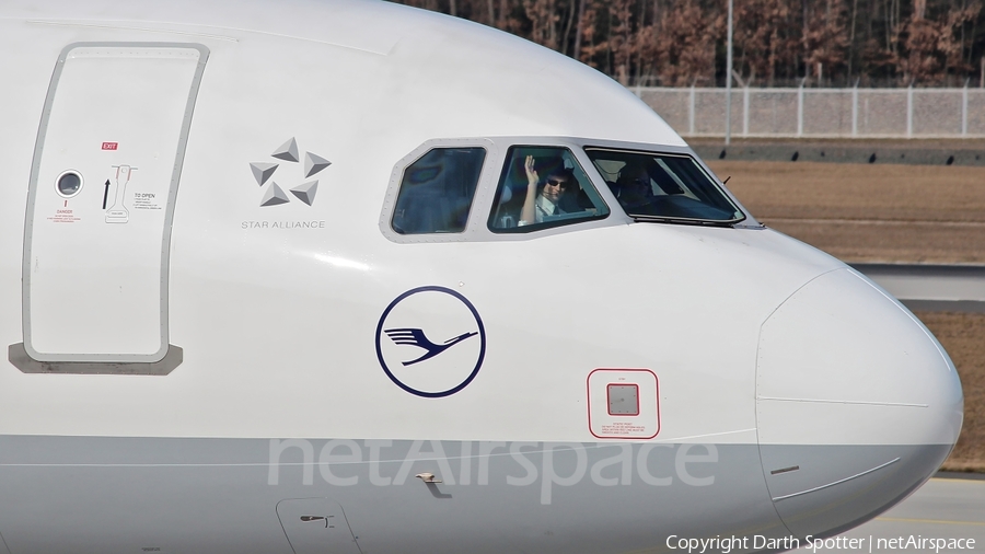 Lufthansa Airbus A320-214 (D-AIZS) | Photo 227672