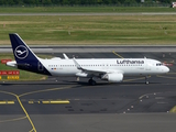 Lufthansa Airbus A320-214 (D-AIZS) at  Dusseldorf - International, Germany