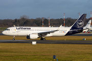 Lufthansa Airbus A320-214 (D-AIZS) at  Hamburg - Fuhlsbuettel (Helmut Schmidt), Germany