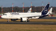 Lufthansa Airbus A320-214 (D-AIZS) at  Hamburg - Fuhlsbuettel (Helmut Schmidt), Germany