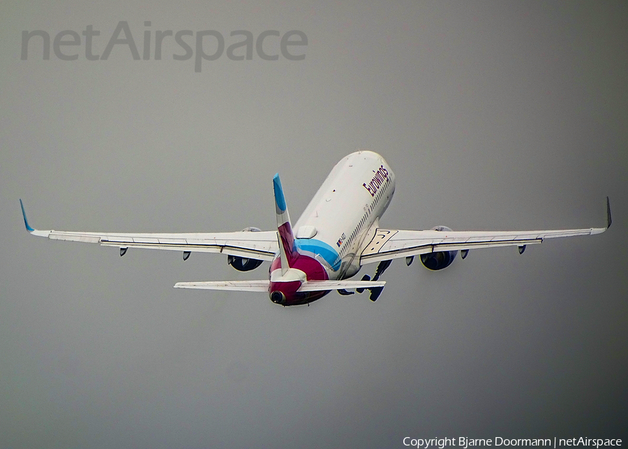 Eurowings Airbus A320-214 (D-AIZT) | Photo 435316