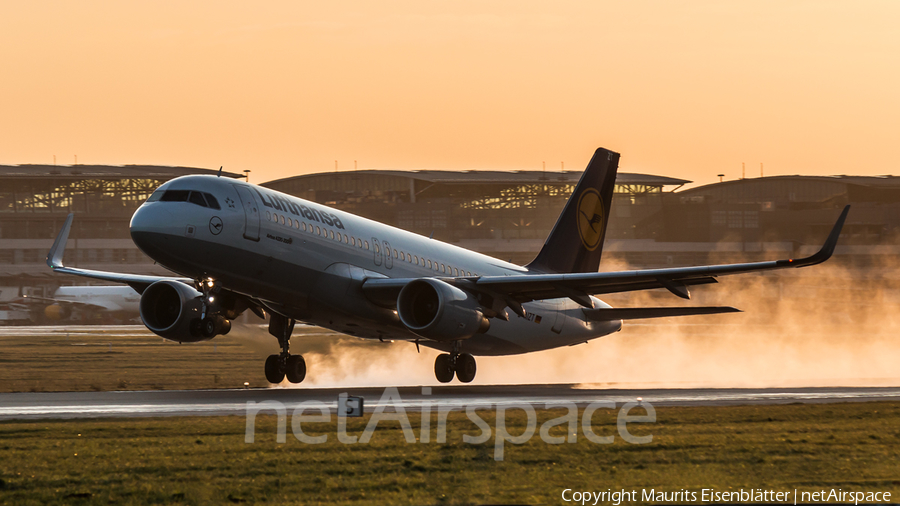 Lufthansa Airbus A320-214 (D-AIZT) | Photo 64481