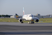 Eurowings Airbus A320-214 (D-AIZU) at  Hamburg - Fuhlsbuettel (Helmut Schmidt), Germany