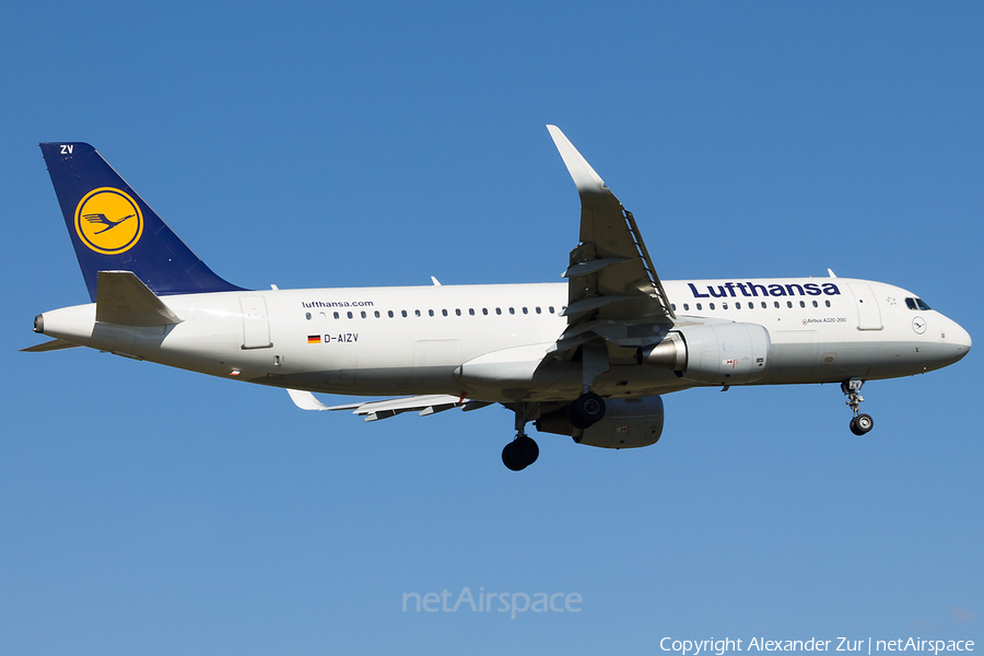 Lufthansa Airbus A320-214 (D-AIZV) | Photo 393293