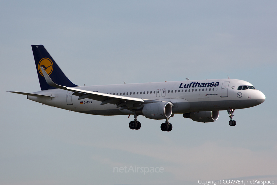 Lufthansa Airbus A320-214 (D-AIZV) | Photo 58472