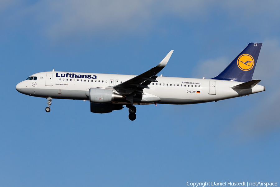 Lufthansa Airbus A320-214 (D-AIZV) | Photo 643919