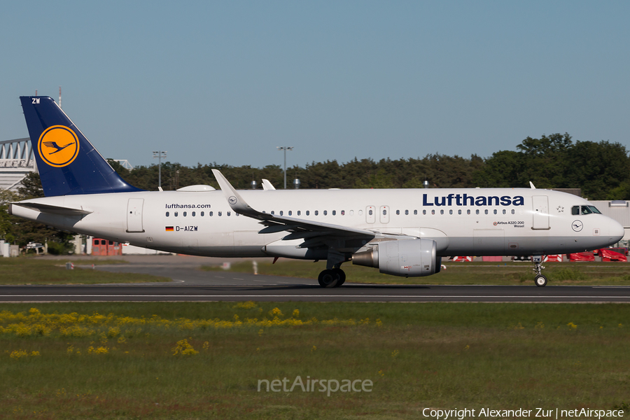 Lufthansa Airbus A320-214 (D-AIZW) | Photo 243495