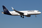 Lufthansa Airbus A320-214 (D-AIZW) at  Frankfurt am Main, Germany