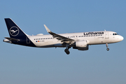 Lufthansa Airbus A320-214 (D-AIZW) at  Frankfurt am Main, Germany