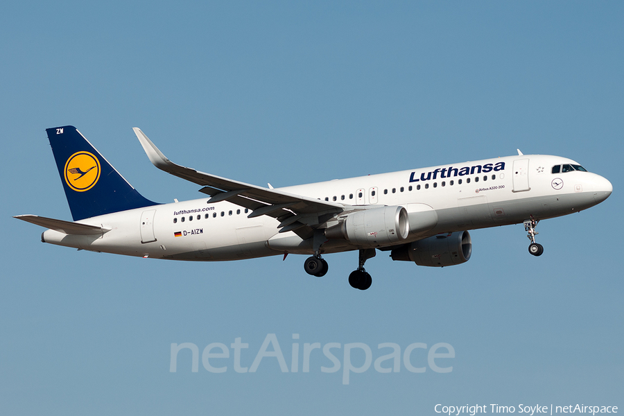 Lufthansa Airbus A320-214 (D-AIZW) | Photo 42589