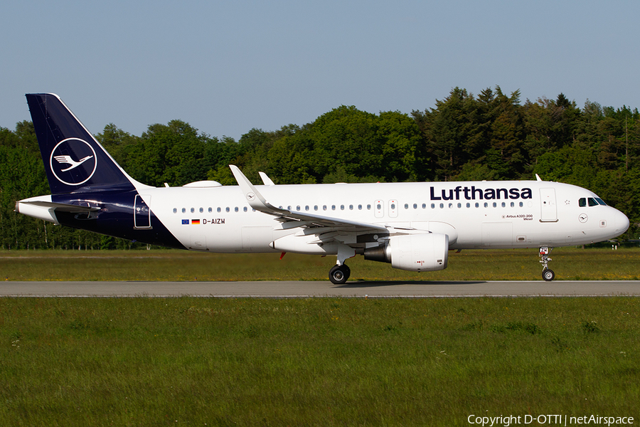 Lufthansa Airbus A320-214 (D-AIZW) | Photo 450945