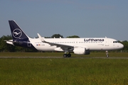 Lufthansa Airbus A320-214 (D-AIZW) at  Hamburg - Fuhlsbuettel (Helmut Schmidt), Germany