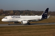 Lufthansa Airbus A320-214 (D-AIZW) at  Hamburg - Fuhlsbuettel (Helmut Schmidt), Germany