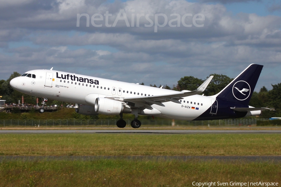 Lufthansa Airbus A320-214 (D-AIZW) | Photo 517144