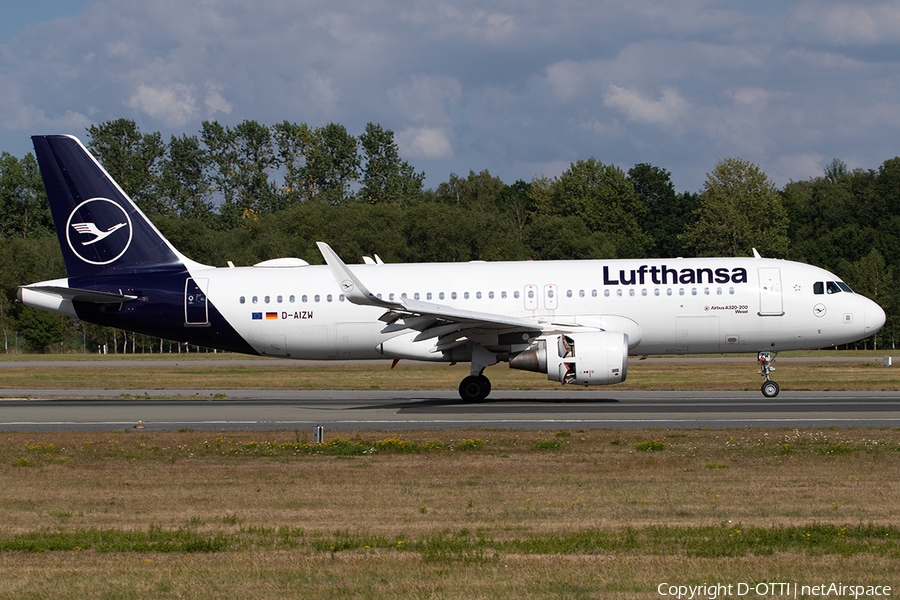 Lufthansa Airbus A320-214 (D-AIZW) | Photo 523557
