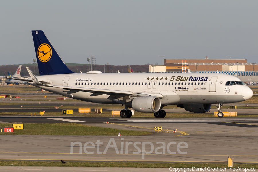 Lufthansa Airbus A320-214 (D-AIZX) | Photo 238284