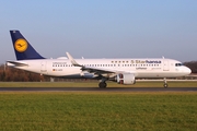 Lufthansa Airbus A320-214 (D-AIZX) at  Hamburg - Fuhlsbuettel (Helmut Schmidt), Germany