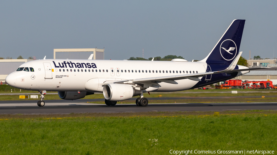Lufthansa Airbus A320-214 (D-AIZX) | Photo 627461