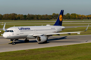 Lufthansa Airbus A320-214 (D-AIZX) at  Munich, Germany