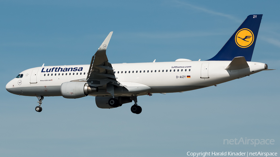 Lufthansa Airbus A320-214 (D-AIZY) | Photo 358304