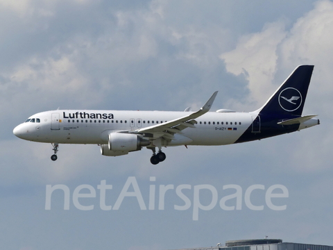 Lufthansa Airbus A320-214 (D-AIZY) at  Frankfurt am Main, Germany