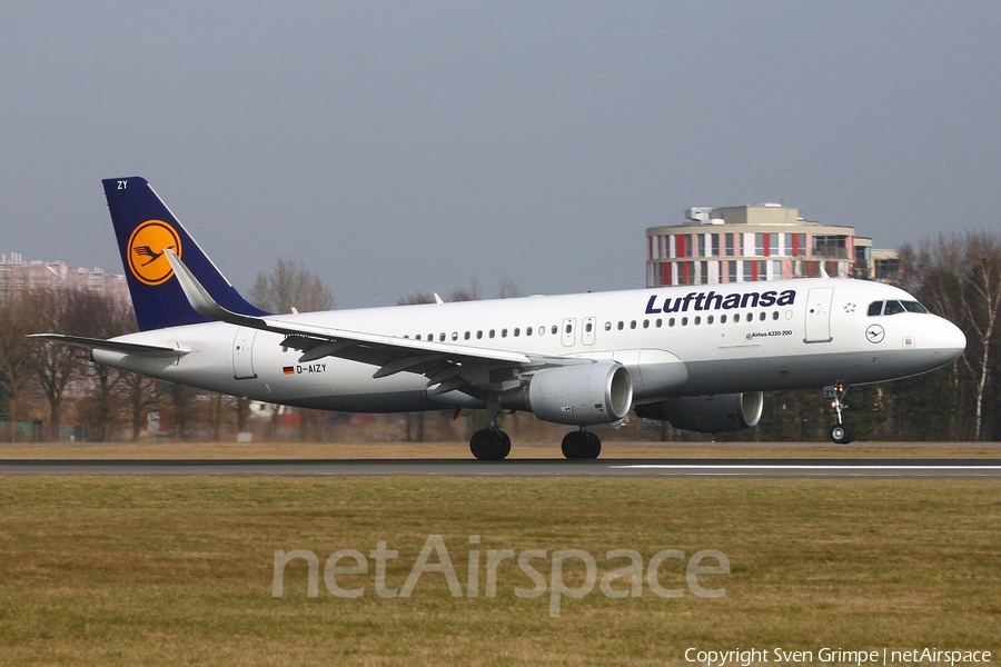 Lufthansa Airbus A320-214 (D-AIZY) | Photo 42806