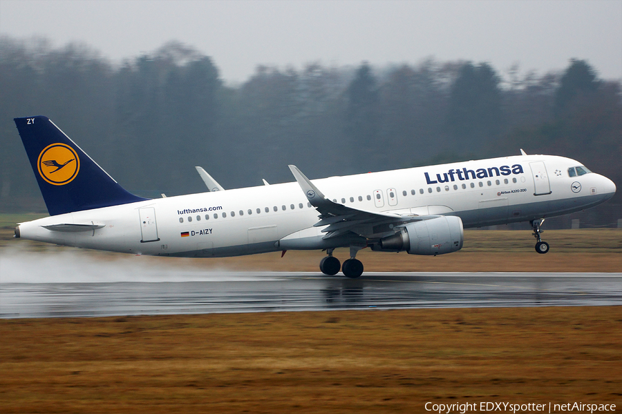 Lufthansa Airbus A320-214 (D-AIZY) | Photo 275709