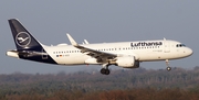 Lufthansa Airbus A320-214 (D-AIZZ) at  Cologne/Bonn, Germany