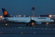 Lufthansa Airbus A320-214 (D-AIZZ) at  Frankfurt am Main, Germany