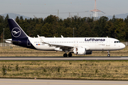 Lufthansa Airbus A320-214 (D-AIZZ) at  Frankfurt am Main, Germany