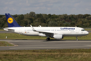 Lufthansa Airbus A320-214 (D-AIZZ) at  Hamburg - Fuhlsbuettel (Helmut Schmidt), Germany