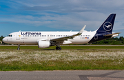 Lufthansa Airbus A320-214 (D-AIZZ) at  Hamburg - Fuhlsbuettel (Helmut Schmidt), Germany