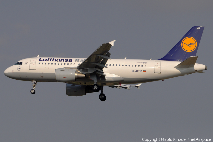 Lufthansa Italia Airbus A319-112 (D-AKNF) | Photo 311181