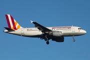 Germanwings Airbus A319-112 (D-AKNH) at  Hamburg - Fuhlsbuettel (Helmut Schmidt), Germany