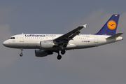 Lufthansa Italia Airbus A319-112 (D-AKNH) at  Milan - Malpensa, Italy