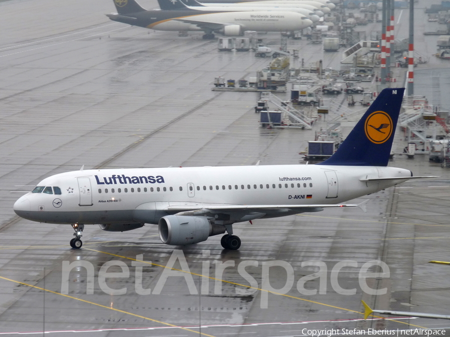 Lufthansa Airbus A319-112 (D-AKNI) | Photo 491619