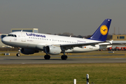Lufthansa Airbus A319-112 (D-AKNI) at  Hamburg - Fuhlsbuettel (Helmut Schmidt), Germany