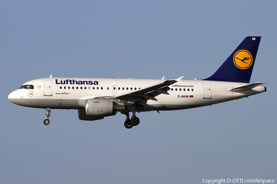 Lufthansa Airbus A319-112 (D-AKNI) | Photo 408712