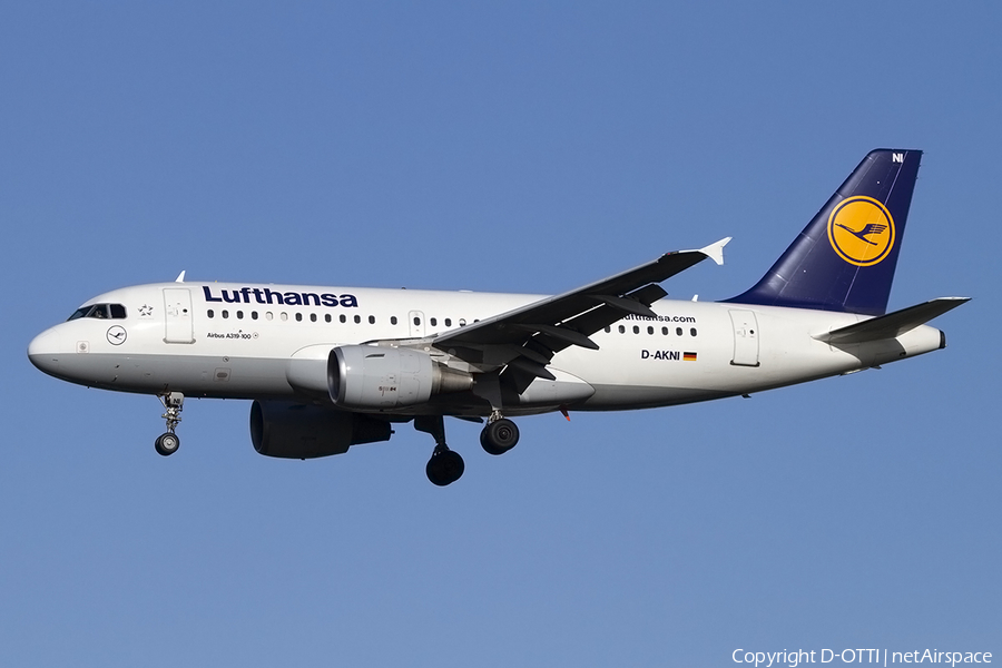 Lufthansa Airbus A319-112 (D-AKNI) | Photo 400234