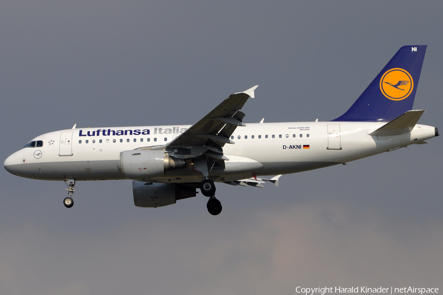 Lufthansa Italia Airbus A319-112 (D-AKNI) | Photo 311184