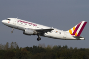 Germanwings Airbus A319-112 (D-AKNS) at  Hamburg - Fuhlsbuettel (Helmut Schmidt), Germany