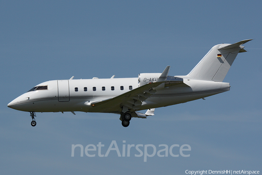 Challenge Air Bombardier CL-600-2B16 Challenger 601-3R (D-AKUE) | Photo 400895