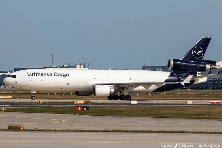 Lufthansa Cargo McDonnell Douglas MD-11F (D-ALCB) | Photo 237693