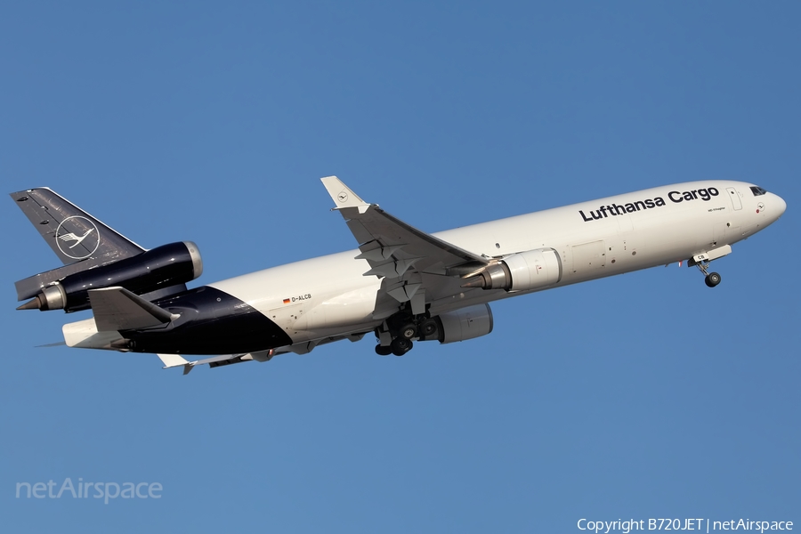 Lufthansa Cargo McDonnell Douglas MD-11F (D-ALCB) | Photo 260964