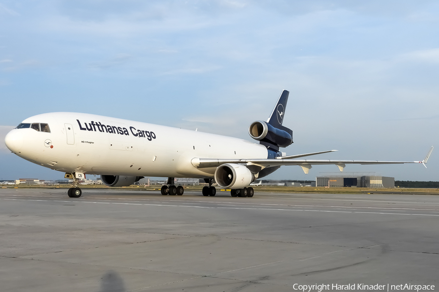 Lufthansa Cargo McDonnell Douglas MD-11F (D-ALCB) | Photo 294210