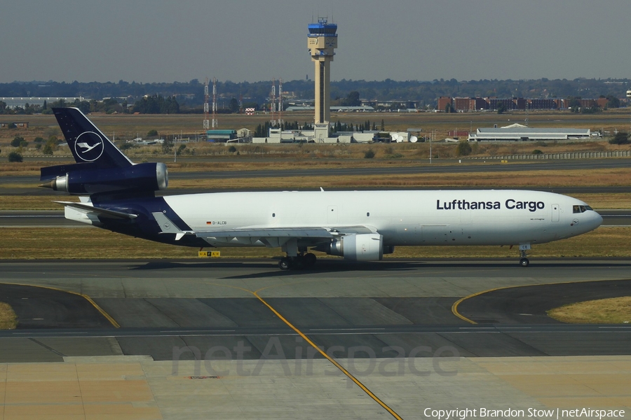Lufthansa Cargo McDonnell Douglas MD-11F (D-ALCB) | Photo 319499