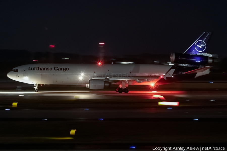 Lufthansa Cargo McDonnell Douglas MD-11F (D-ALCC) | Photo 376621