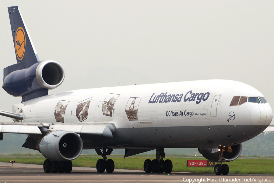 Lufthansa Cargo McDonnell Douglas MD-11F (D-ALCC) | Photo 304173