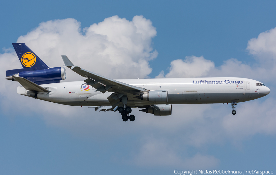 Lufthansa Cargo McDonnell Douglas MD-11F (D-ALCC) | Photo 243250